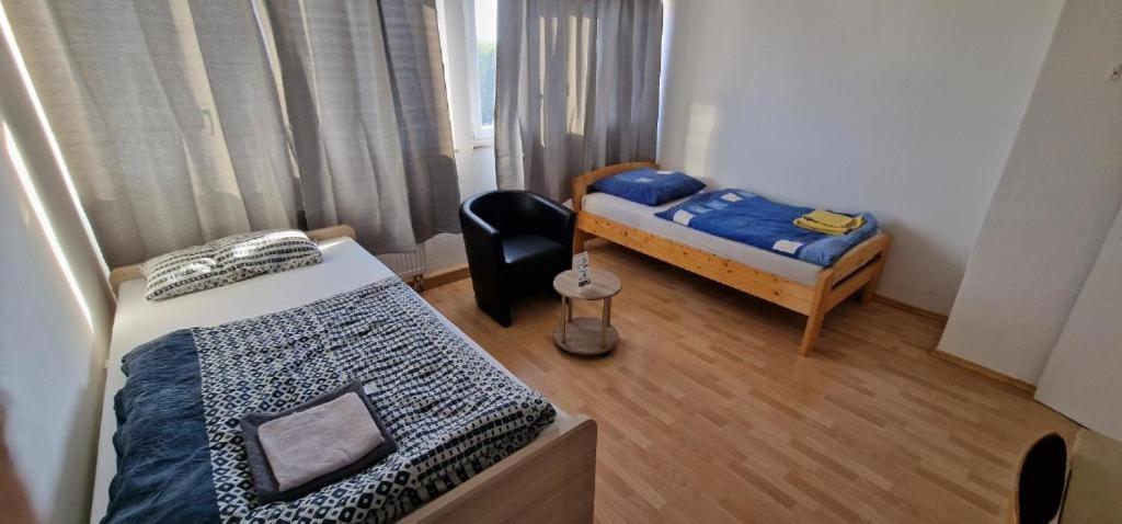 Rooms & Apartments Schwaebisch Gmuend Exterior photo